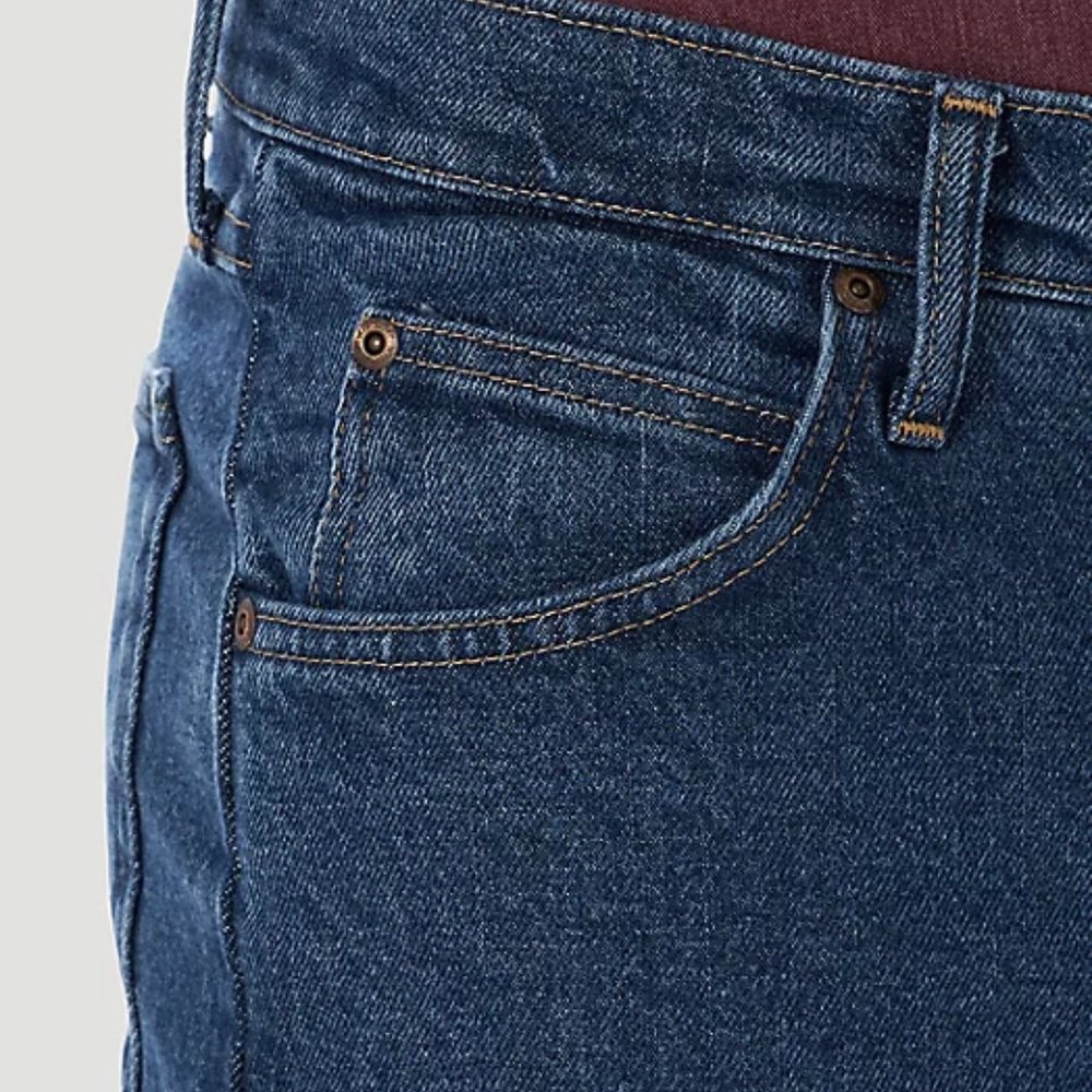 Wrangler Performance Series Regular Fit Cotton Stretch Denim Jeans 48x30 NWT - Picture 4 of 13